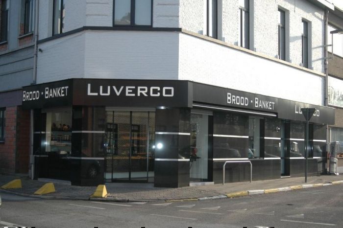 Bakkerij Luverco van de buitenzijde