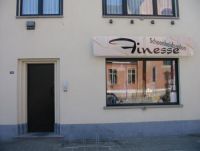 Finesse schoonheidssalon Zonnebanken