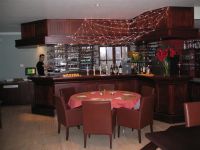 Mayabee Taverne
