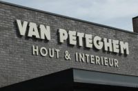 Van Peteghem Hout & Interieur nv Eigen plaatsingsdienst