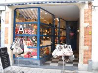 Axess Leder