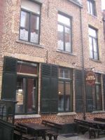 Thomas Stapleton bvba Uitgaan