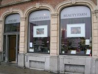 Astra Nails Permanent