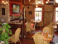 Restaurant De Veldbloem Springkasteel