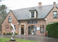 Funerarium Bertje Deborre Porselein