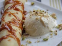 Pannenkoeken met ijs + koffie Pannenkoeken met ijs + koffie