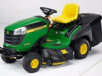 Zitmaaier John Deere X155R Zitmaaier John Deere X155R