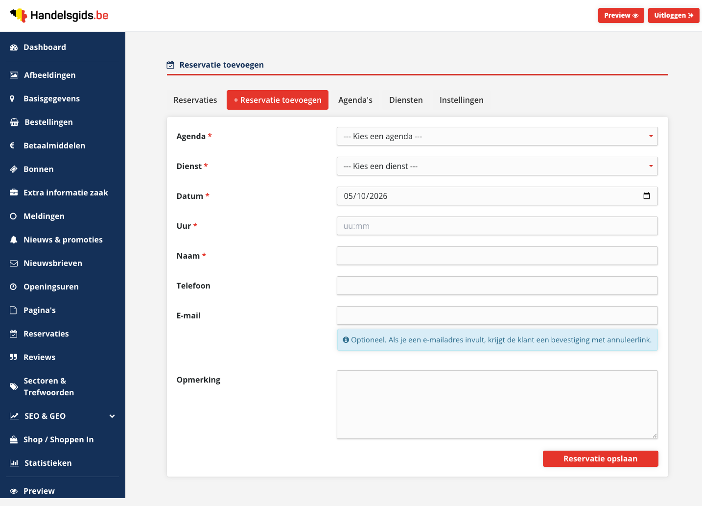 Het formulier Reservatie toevoegen met de velden Agenda, Dienst, Datum, Uur, Naam, Telefoon, E-mail en Opmerking en de knop Reservatie opslaan