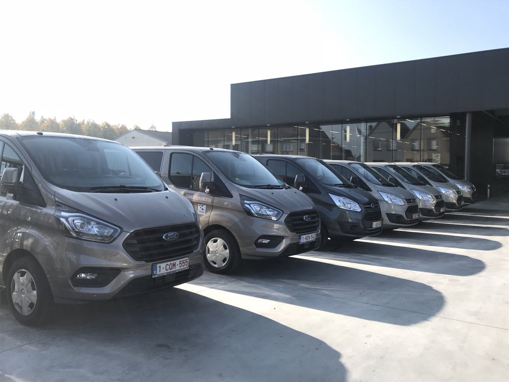 MINIBUS 9 personen huren 