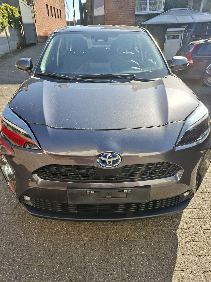 TOYOTA YARIS CROSS