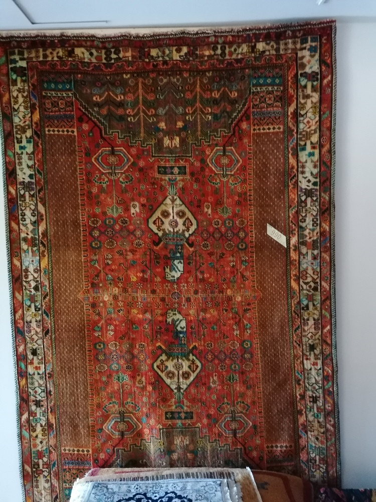 Ambachtelijk Perzisch tapijt