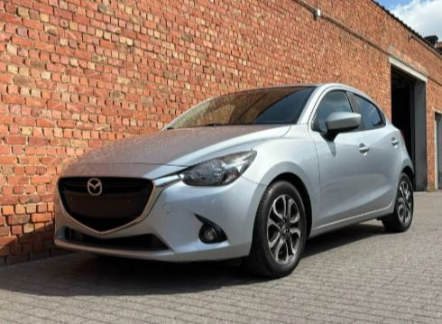 Mazda 2  Ginza M/T 