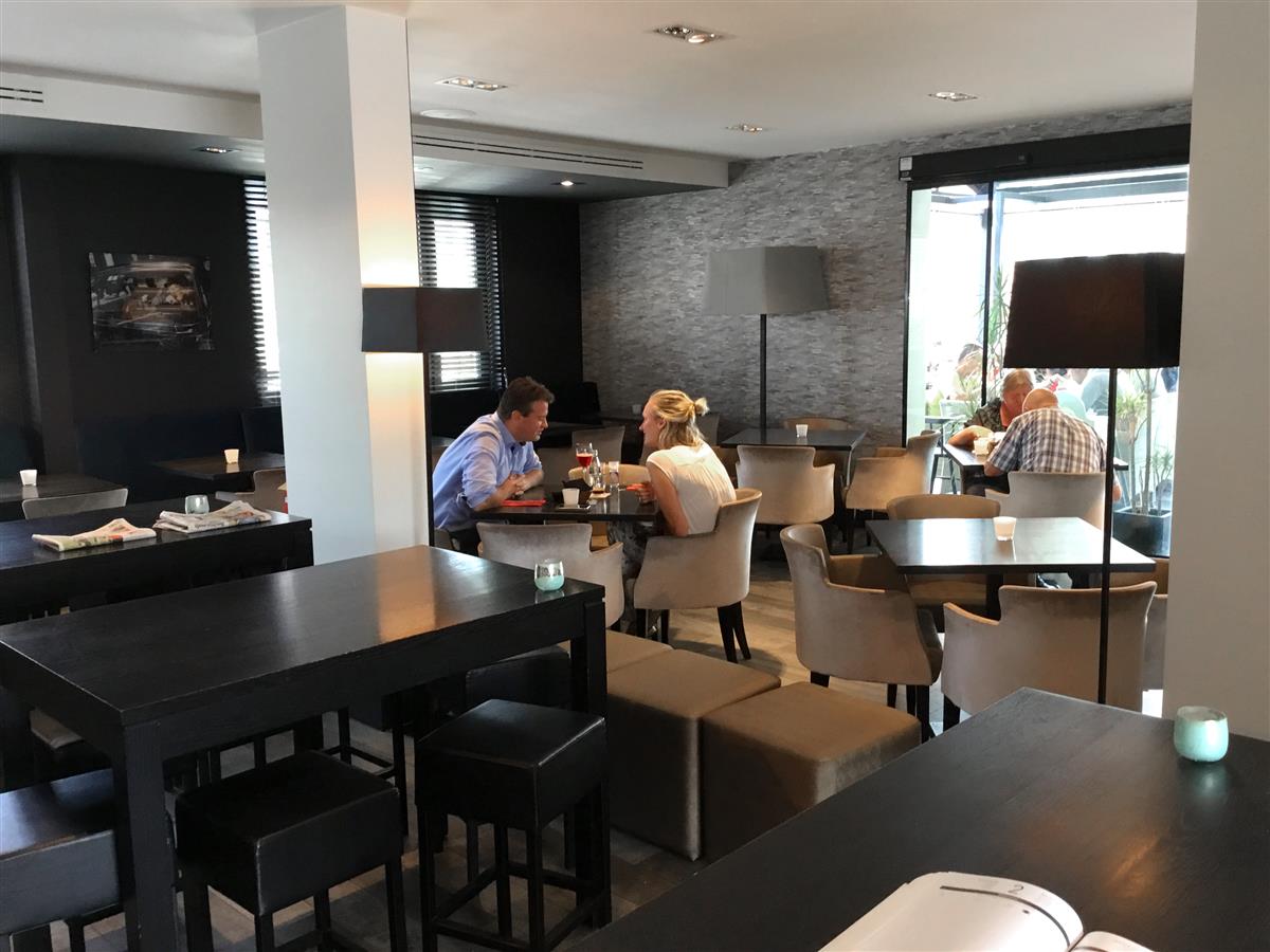 Punch in Heist-op-den-Berg met openingsuren - Brasseries